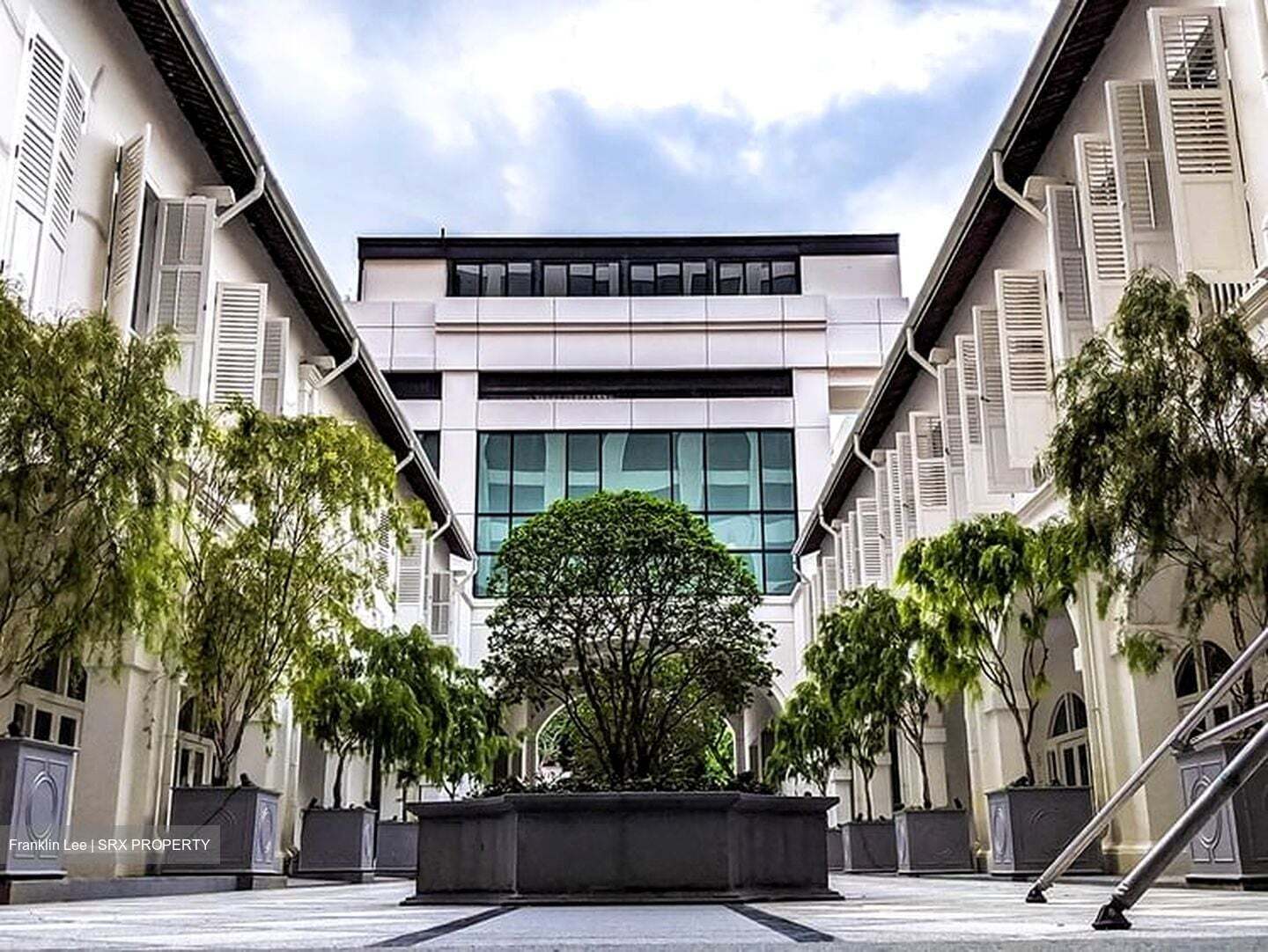 City Hall Square (D6), Retail #443902031